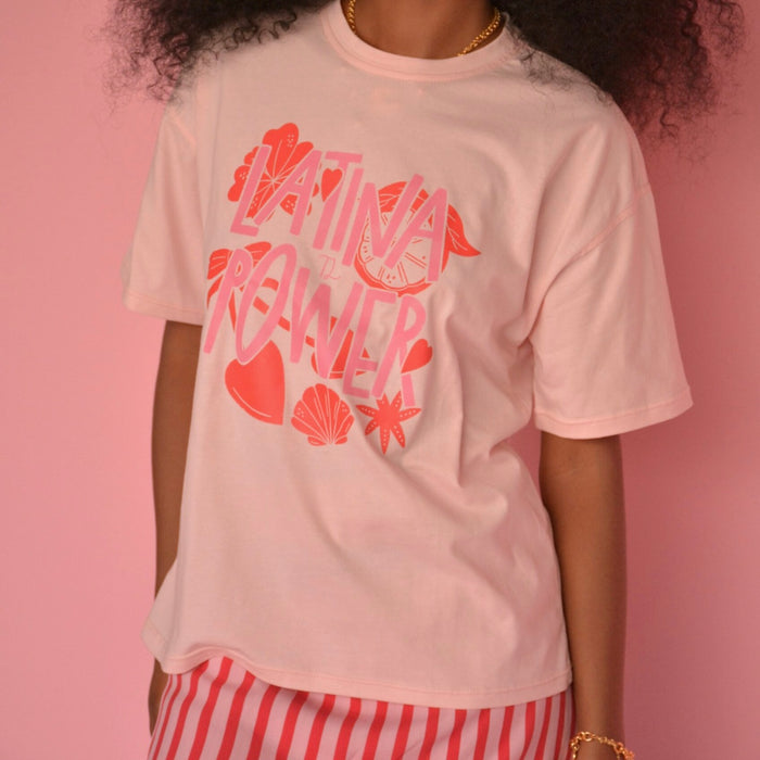 Latina Power Graphic Tee in Soft Pink