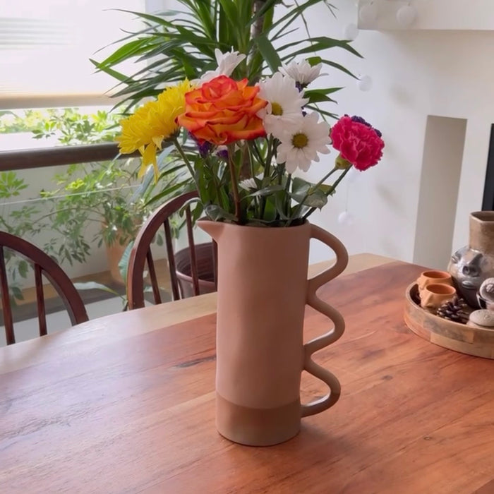 Wavy Pitcher Vase Sierra