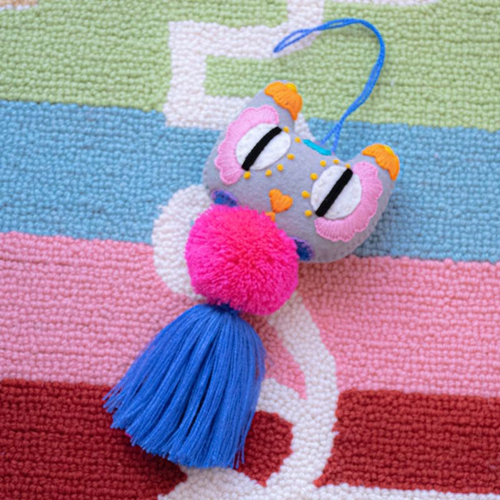 Gray Charming Cat Pompom