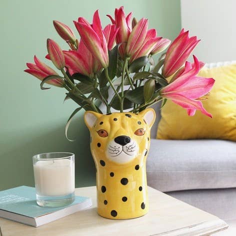 VASES & PLANT POTS