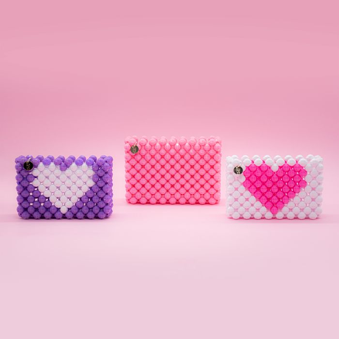 Pinky Heart - Beaded Crossbody Card Holder